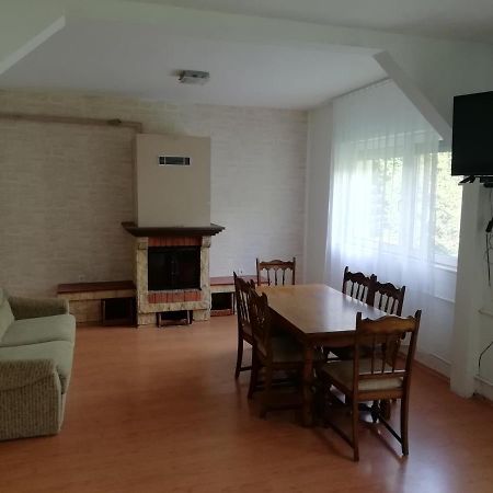 Maci Vendeghaz Apartment เบเกซซาบา ภายนอก รูปภาพ